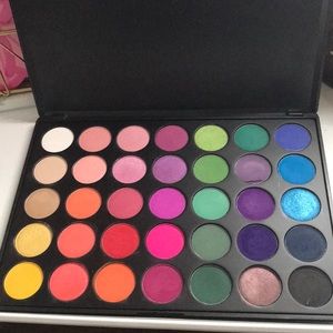 Morphe 35B Palette